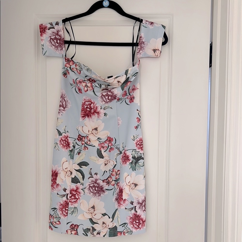 Forever 21 Pink Floral Cap Sleeve Blouse Size M
